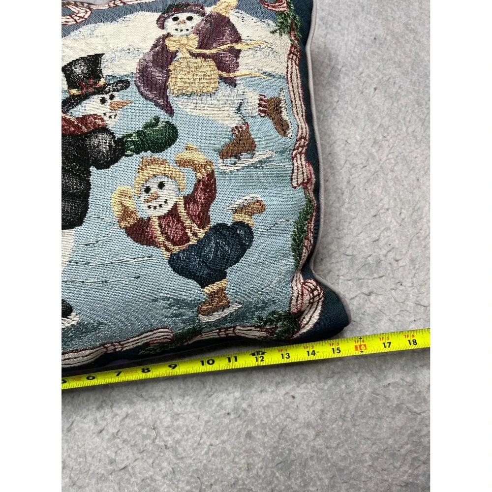 Vintage‎ Christmas Tapestry Throw Pillow Ice Skating Snowmen Holiday Decor